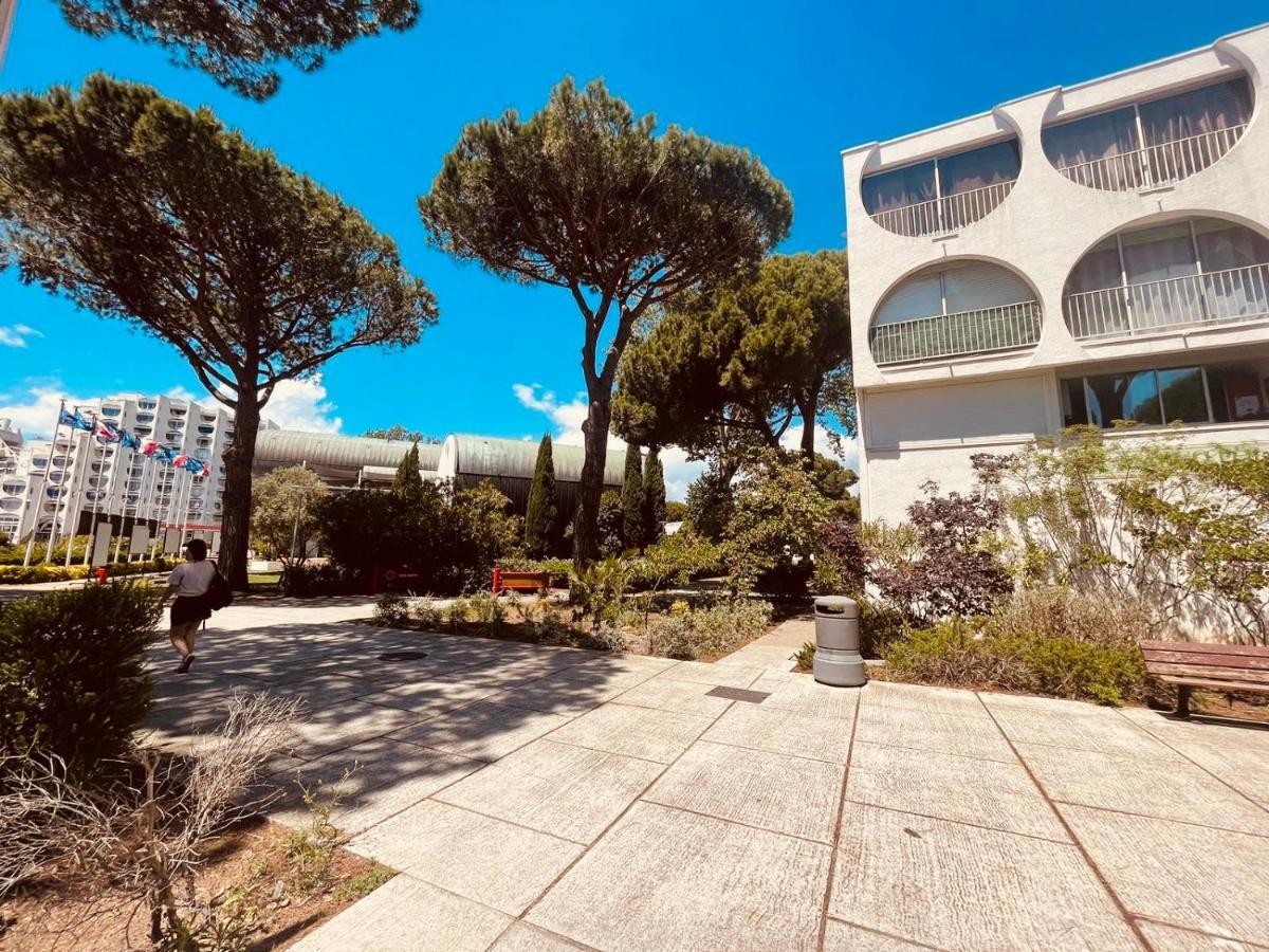 Le Grand Bleu, La Grande Motte, Plage Esterno foto