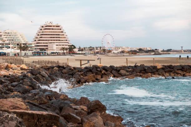 Le Grand Bleu, La Grande Motte, Plage Esterno foto